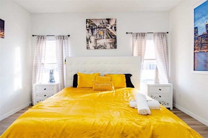 Image No.55-6 Bed House for sale