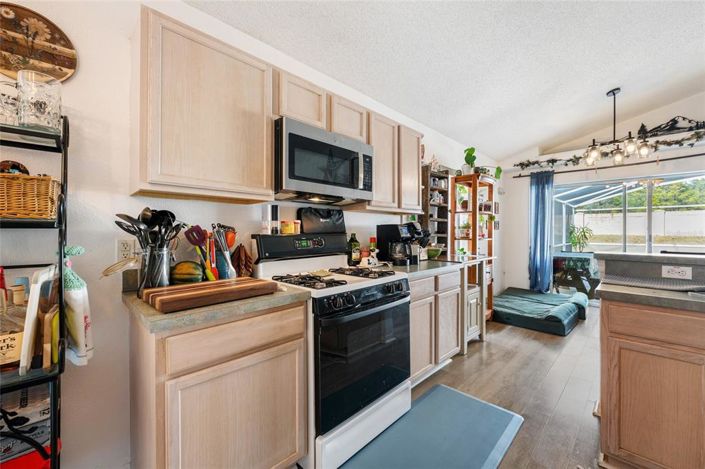 Image No.12-3 Bed House for sale