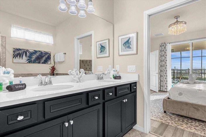 Image No.25-5 Bed House for sale