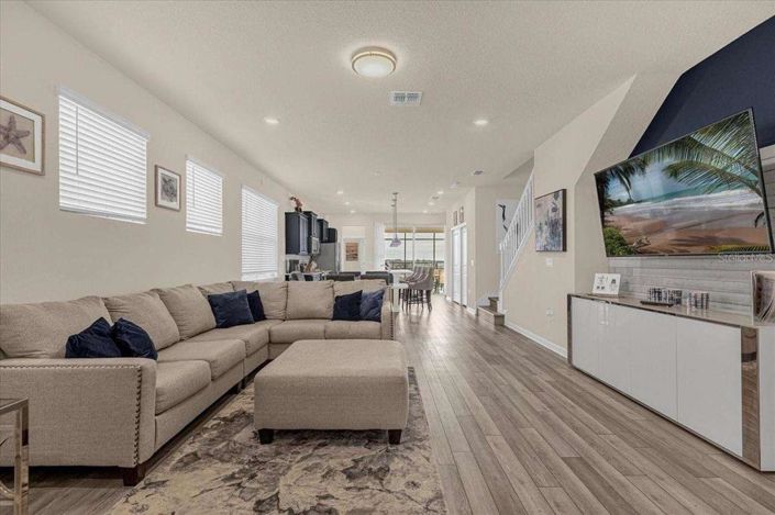 Image No.4-5 Bed House for sale