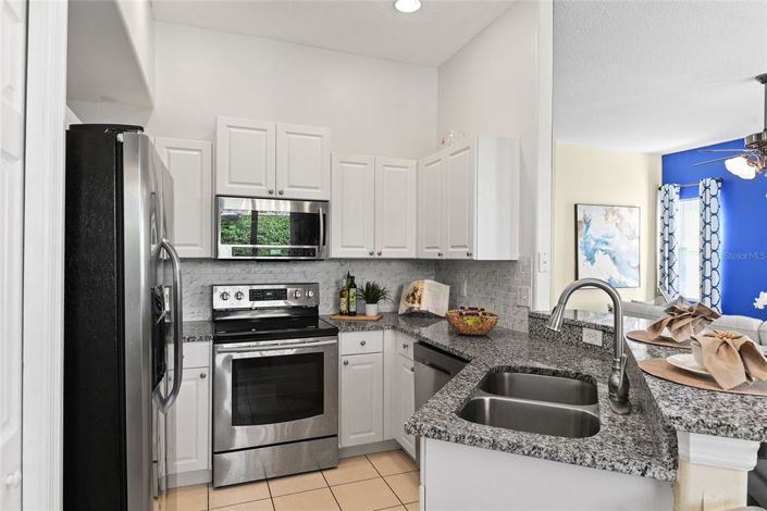 Image No.10-5 Bed Townhouse for sale