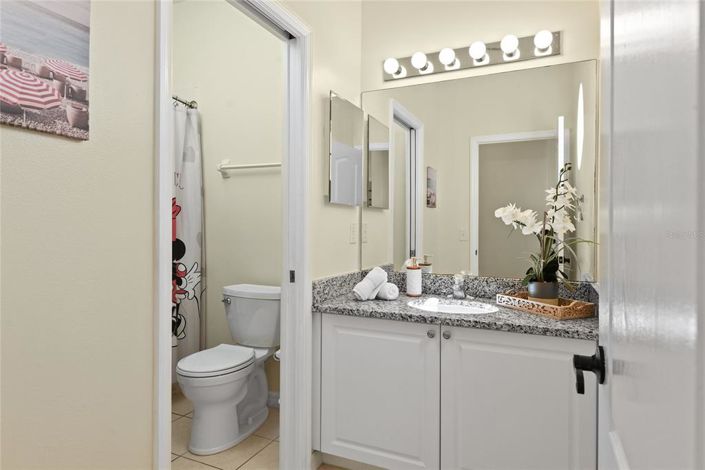 Image No.22-5 Bed Townhouse for sale