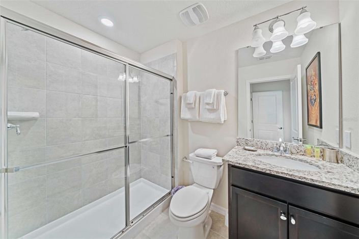 Image No.18-5 Bed Townhouse for sale