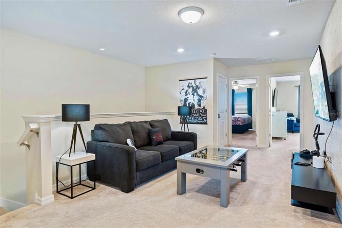 Image No.32-5 Bed Townhouse for sale