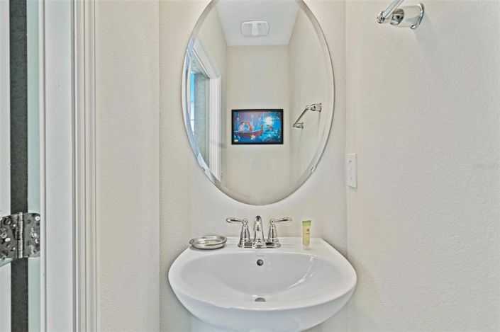 Image No.37-5 Bed Townhouse for sale