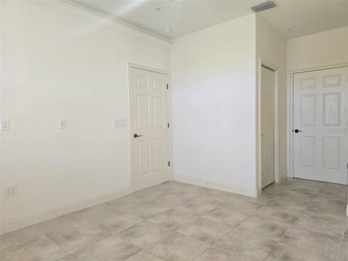 Image No.18-4 Bed Townhouse for sale