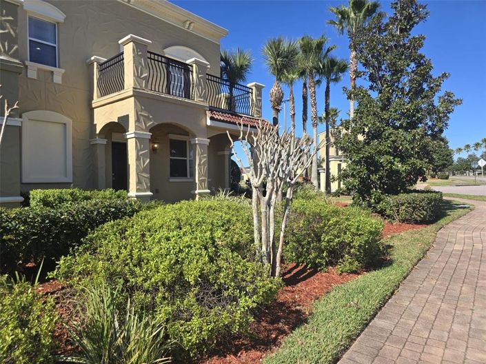 Image No.39-4 Bed Townhouse for sale