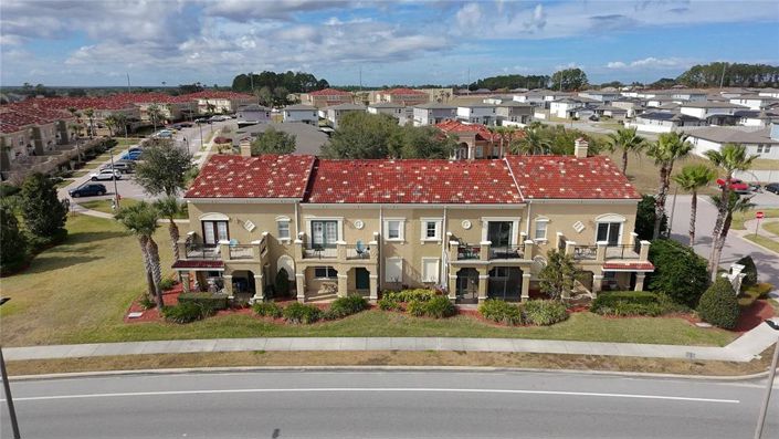 Image No.2-4 Bed Townhouse for sale