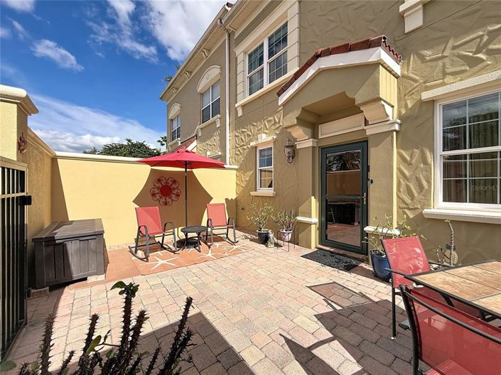 Image No.3-4 Bed Townhouse for sale