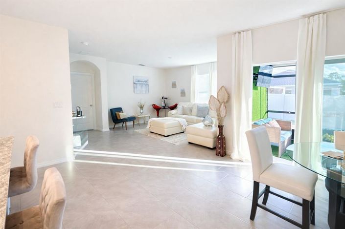 Image No.20-4 Bed House for sale