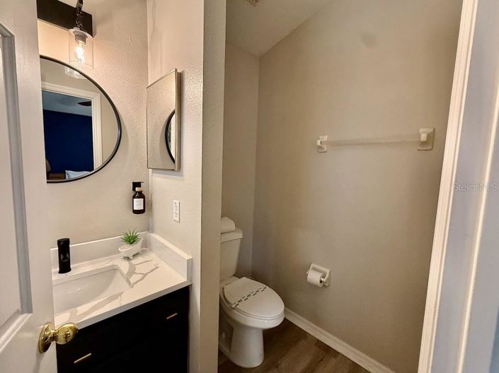 Image No.11-3 Bed House for sale