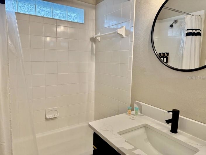 Image No.12-3 Bed House for sale