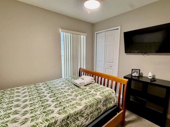 Image No.15-3 Bed House for sale