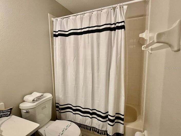 Image No.17-3 Bed House for sale