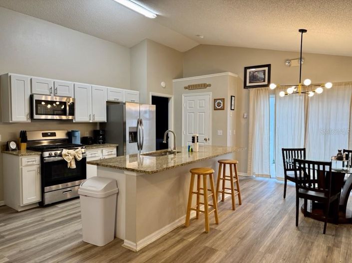 Image No.3-3 Bed House for sale