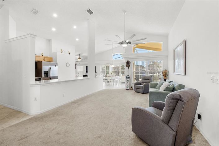 Image No.17-4 Bed House for sale