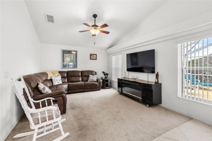 Image No.23-4 Bed House for sale