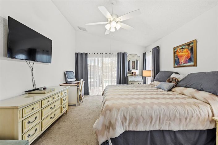 Image No.9-4 Bed House for sale