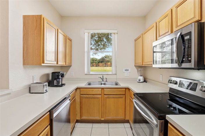 Image No.16-3 Bed Townhouse for sale