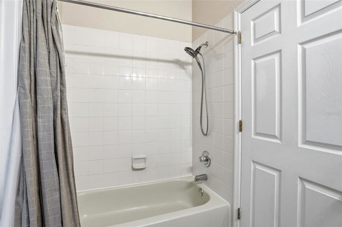 Image No.6-3 Bed Townhouse for sale