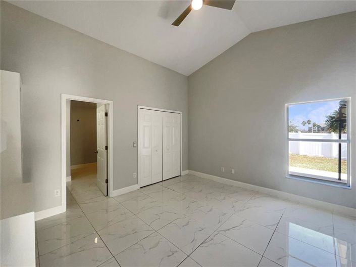 Image No.13-4 Bed House for sale