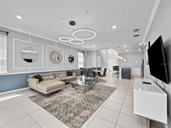 Image No.19-6 Bed House for sale