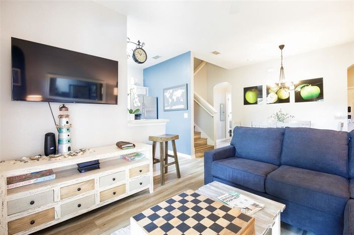 Image No.3-4 Bed Townhouse for sale