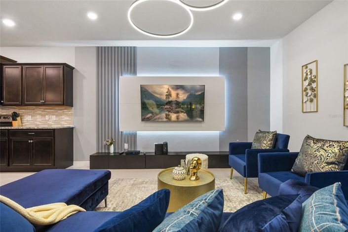 Image No.16-10 Bed House for sale