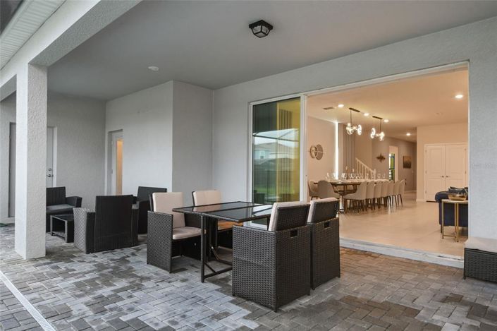 Image No.17-10 Bed House for sale