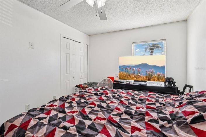 Image No.21-4 Bed House for sale