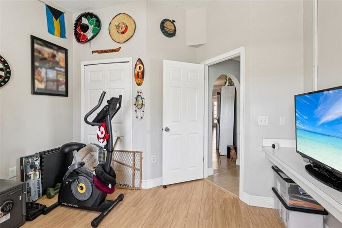 Image No.28-4 Bed House for sale