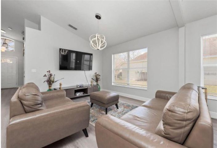 Image No.6-Maison de 5 chambres à vendre à Saint John