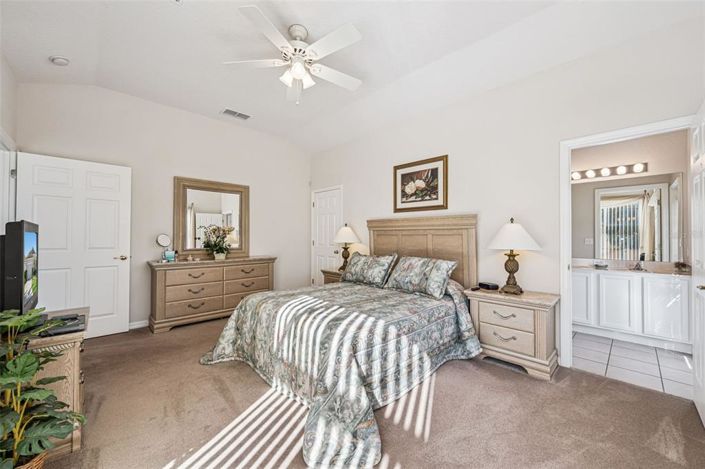 Image No.17-3 Bed House for sale