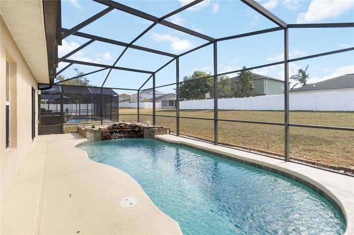 Image No.23-4 Bed House for sale