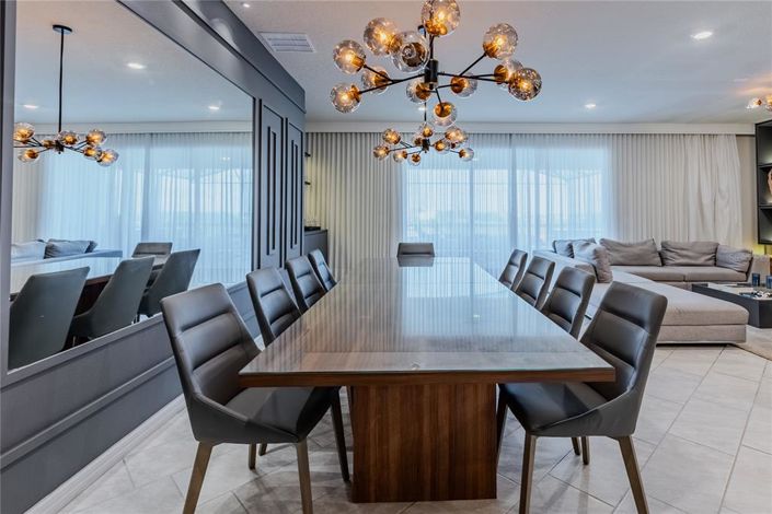 Image No.14-10 Bed House for sale