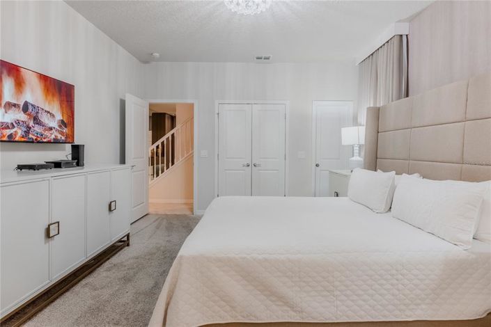 Image No.31-10 Bed House for sale