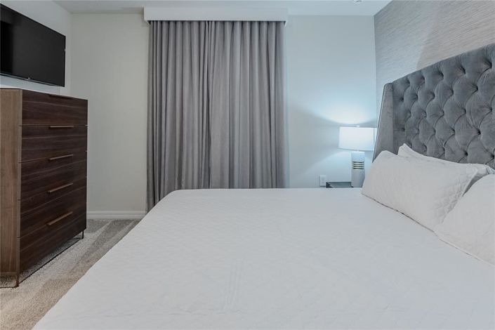 Image No.48-10 Bed House for sale