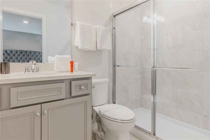 Image No.51-10 Bed House for sale