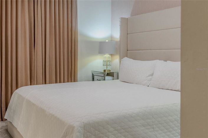 Image No.57-10 Bed House for sale