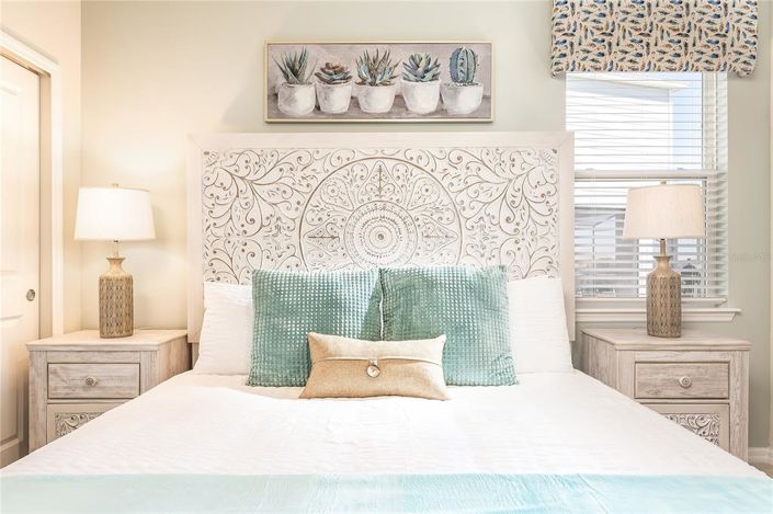 Image No.13-7 Bed House for sale