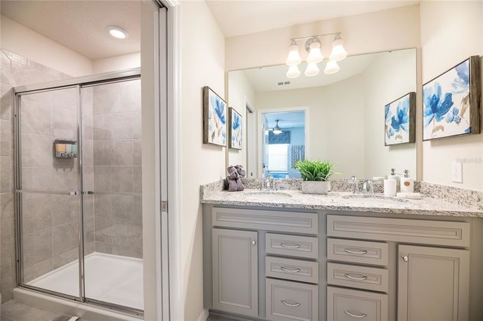 Image No.40-7 Bed House for sale