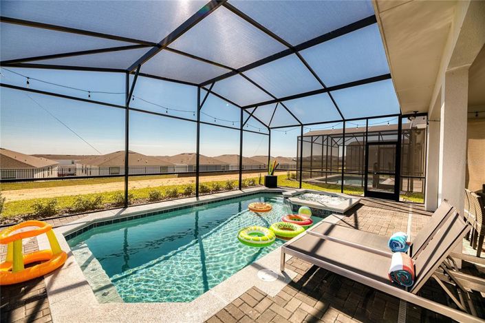 Image No.56-7 Bed House for sale