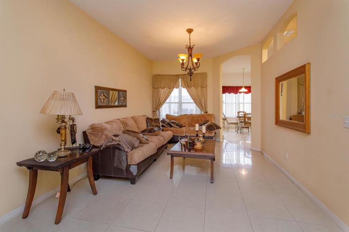 Image No.4-Maison de 5 chambres à vendre à Saint John