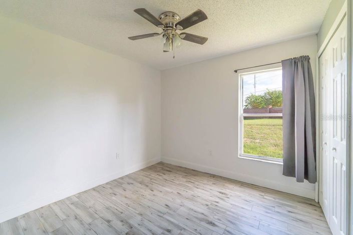 Image No.15-4 Bed House for sale