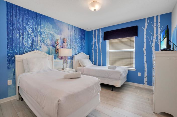 Image No.35-9 Bed House for sale