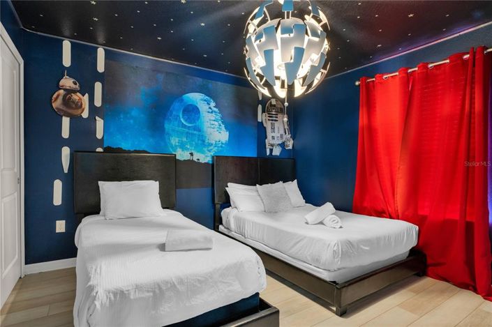 Image No.38-9 Bed House for sale