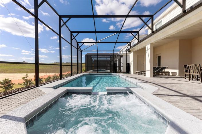 Image No.55-9 Bed House for sale