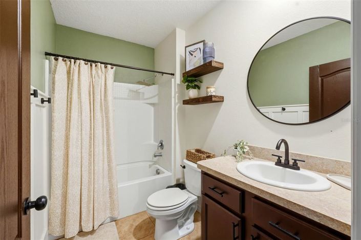 Image No.27-4 Bed House for sale