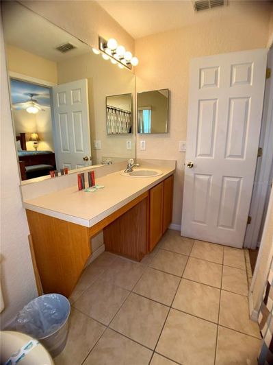 Image No.31-4 Bed Townhouse for sale