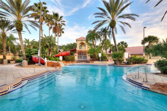 Image No.40-4 Bed Townhouse for sale